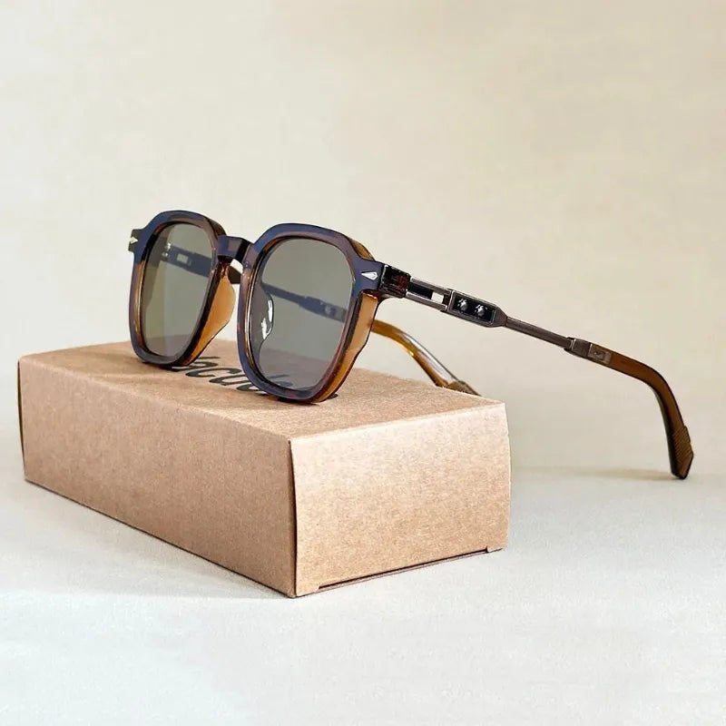 Óculos quadrado marrom retrô com armação em acetato e lente UV400 escura para sol