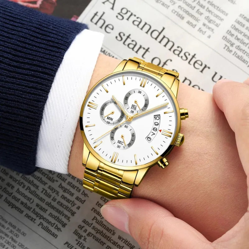 Relógio Mônaco masculino dourado com mostrador branco e pulseira em aço inoxidável