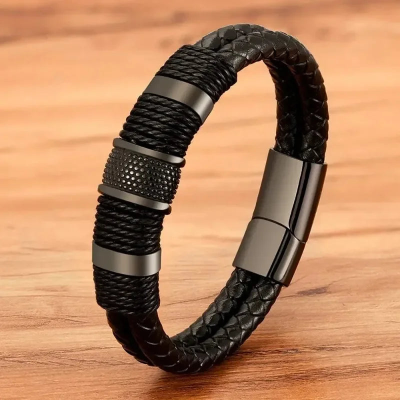 Pulseira masculina couro trançado com detalhe em aço inoxidável preto