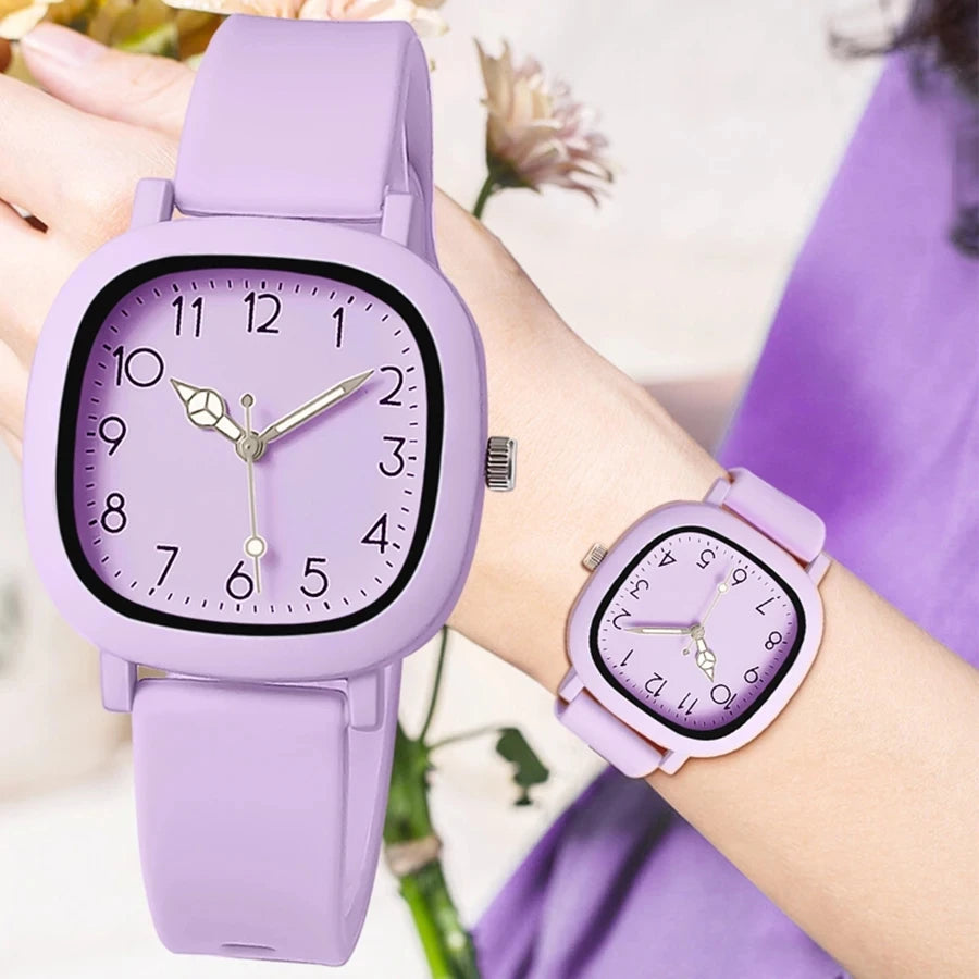 Relógio feminino quadrado roxo com mostrador moderno e pulseira silicone