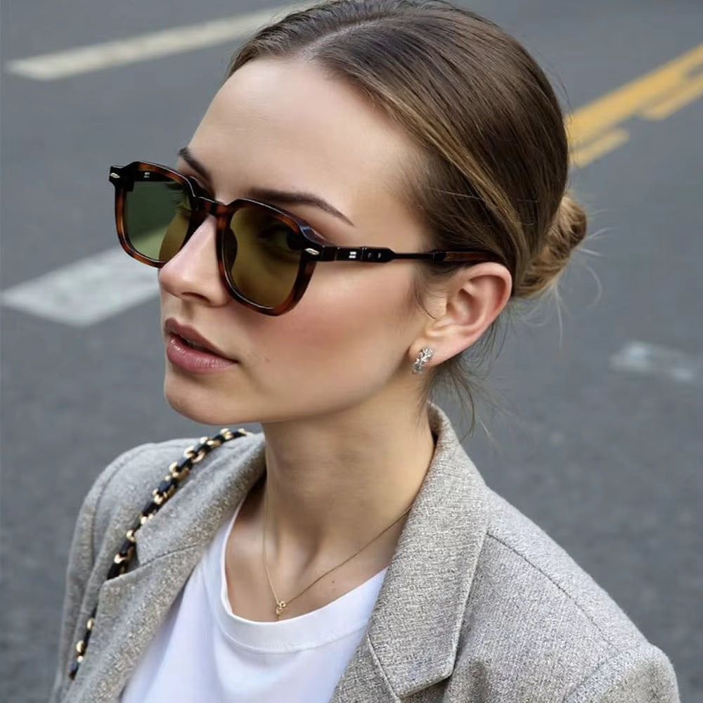 Óculos quadrado marrom retrô com armação em acetato e lente UV400 escura para sol