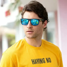 Óculos de sol azul masculino com lente espelhada e proteção UV400