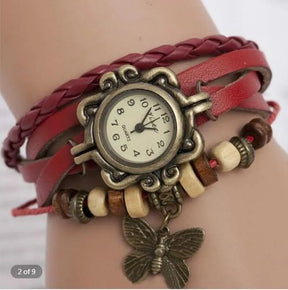 Relógio vintage vermelho com couro trançado e pingente borboleta feminino