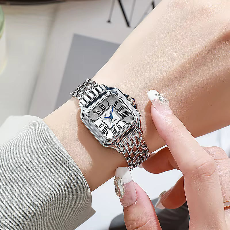 Relógio feminino GREALY prata com mostrador romano e pulseira aço inox.