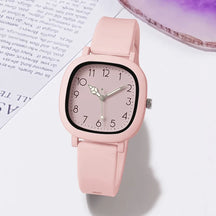 Relógio feminino rosa quadrado com mostrador delicado e pulseira silicone