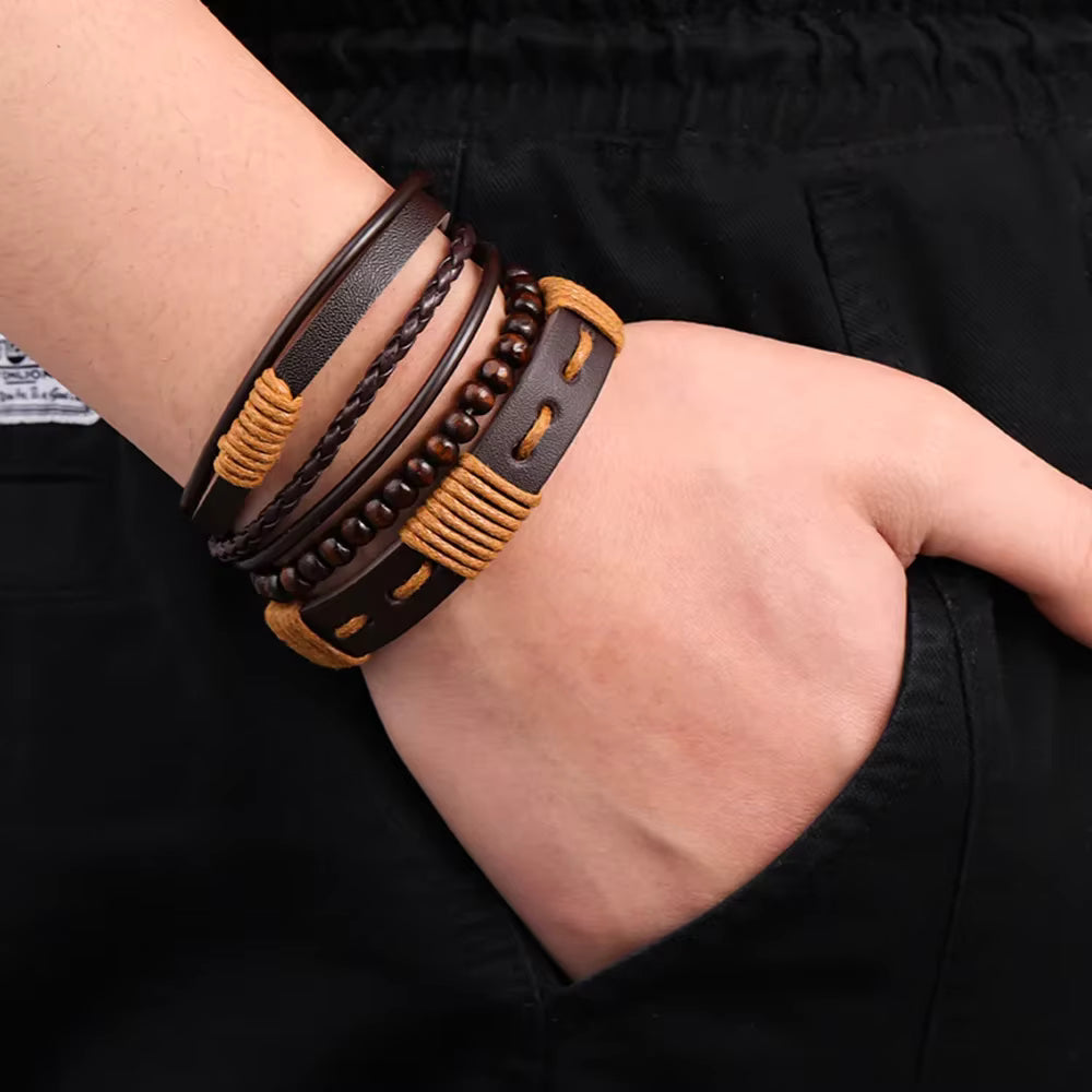 Conjunto relógio Geneva Moonbiffy preto marrom com pulseiras em couro PU