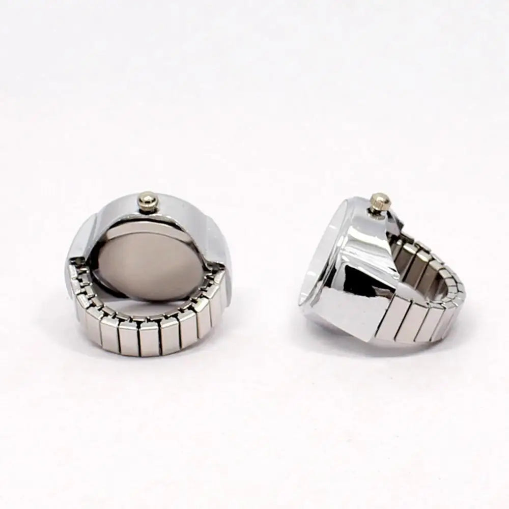 Anel-Relógio Quartzo Branco com mostrador claro e pulseira metálica ajustável