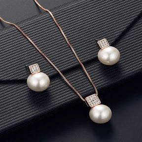 Conjunto feminino com colar e brincos de pérola e cristais, elegante para casamento ou eventos