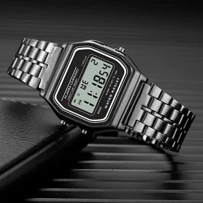 Relógio Clássico preto com pulseira de aço inoxidável e display LED.