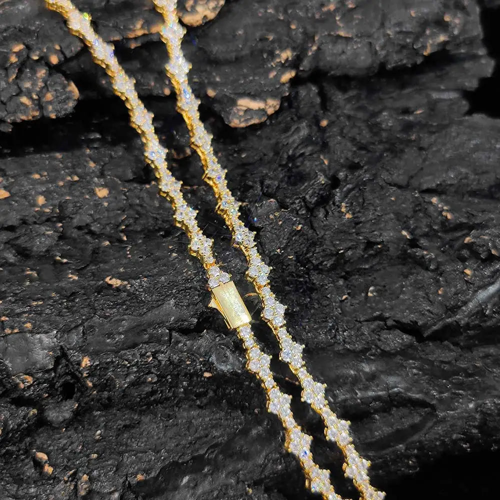 Bracelete dourado cravejado com zircônias brilhantes, estilo hip hop moderno para homens e mulheres.