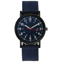 Relógio masculino azul escuro com mostrador preto e pulseira de nylon casual