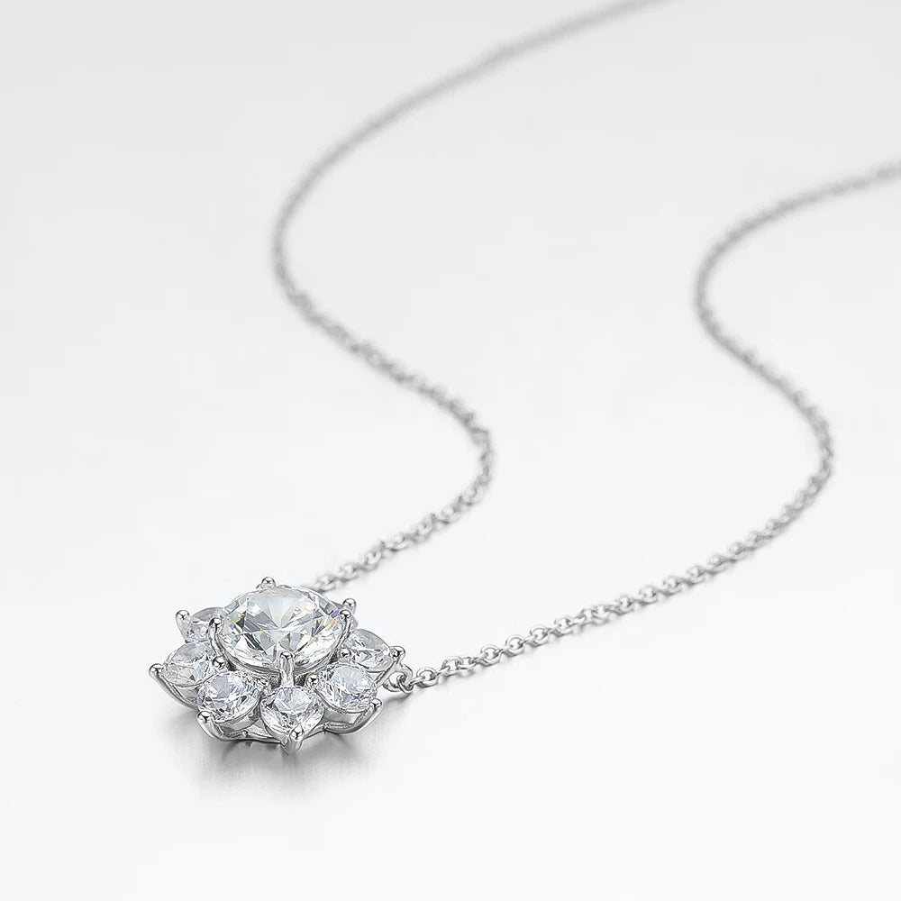 Conjunto colar e brincos Moissanite Flor em prata 925 com pedras centrais certificadas e brilho refinado.