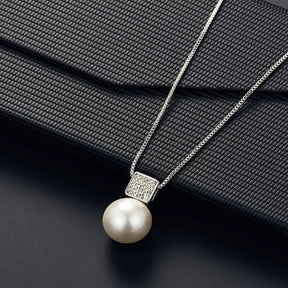 Conjunto feminino com colar e brincos de pérola e cristais, elegante para casamento ou eventos
