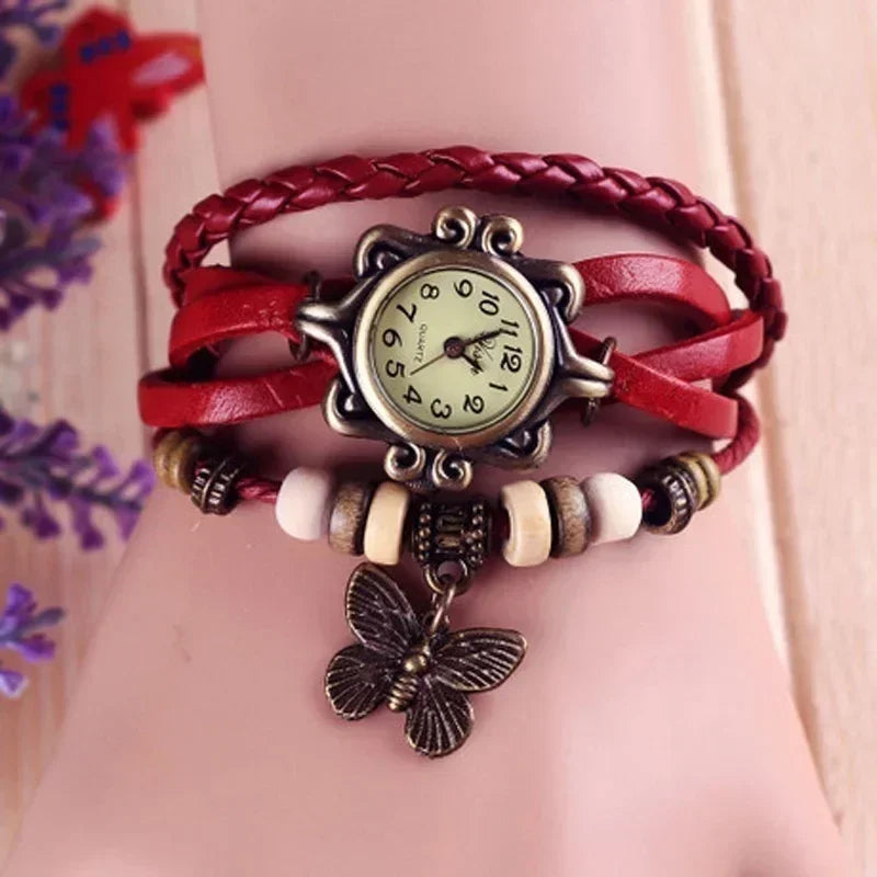 Relógio vintage vermelho com couro trançado e pingente borboleta feminino