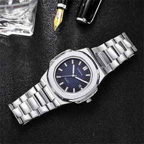 Relógio masculino aço inoxidável com mostrador azul e pulseira prateada.