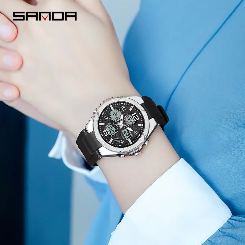 Relógio SANDA preto prateado com mostrador digital e pulseira silicone.